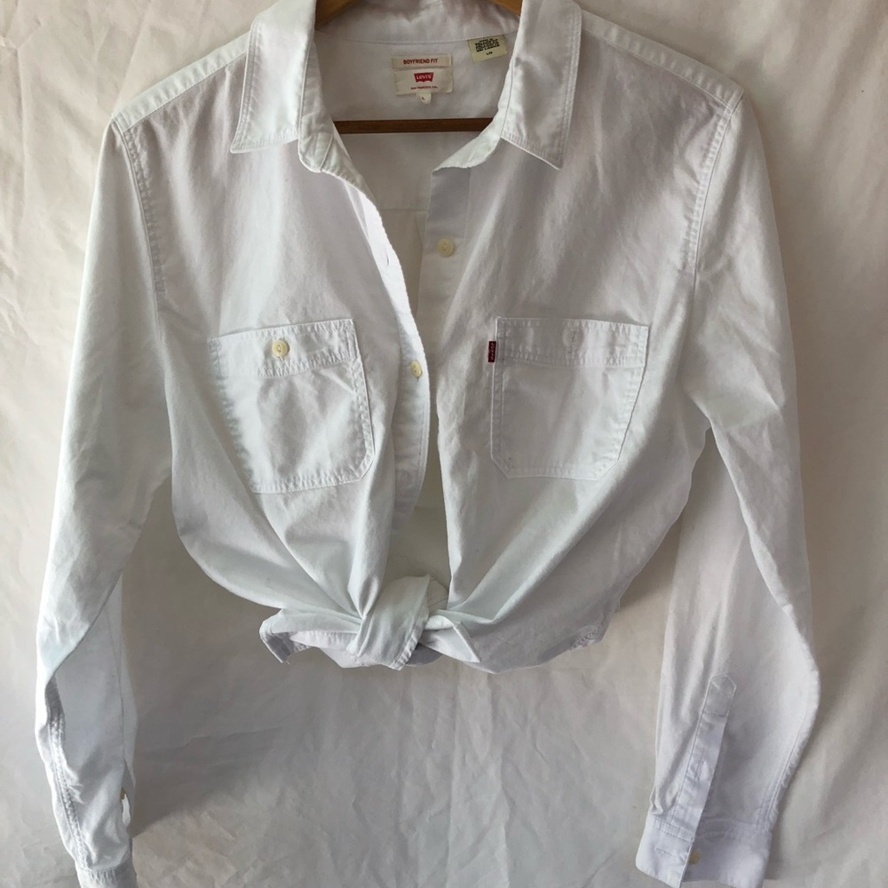 Levi’s Boyfriend Fit - Crisp White Button-down